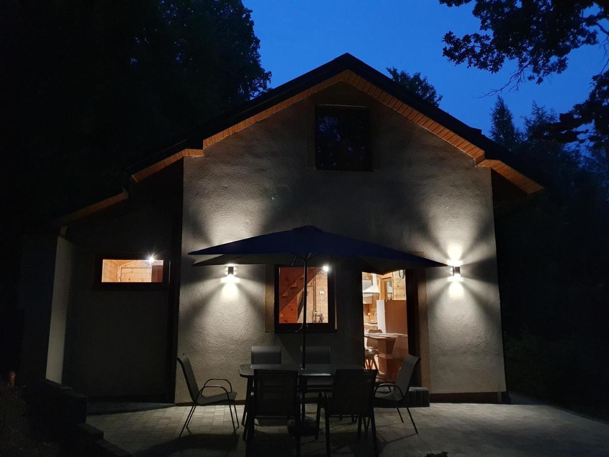 Villa Pod Mareszka Krempna Exterior foto